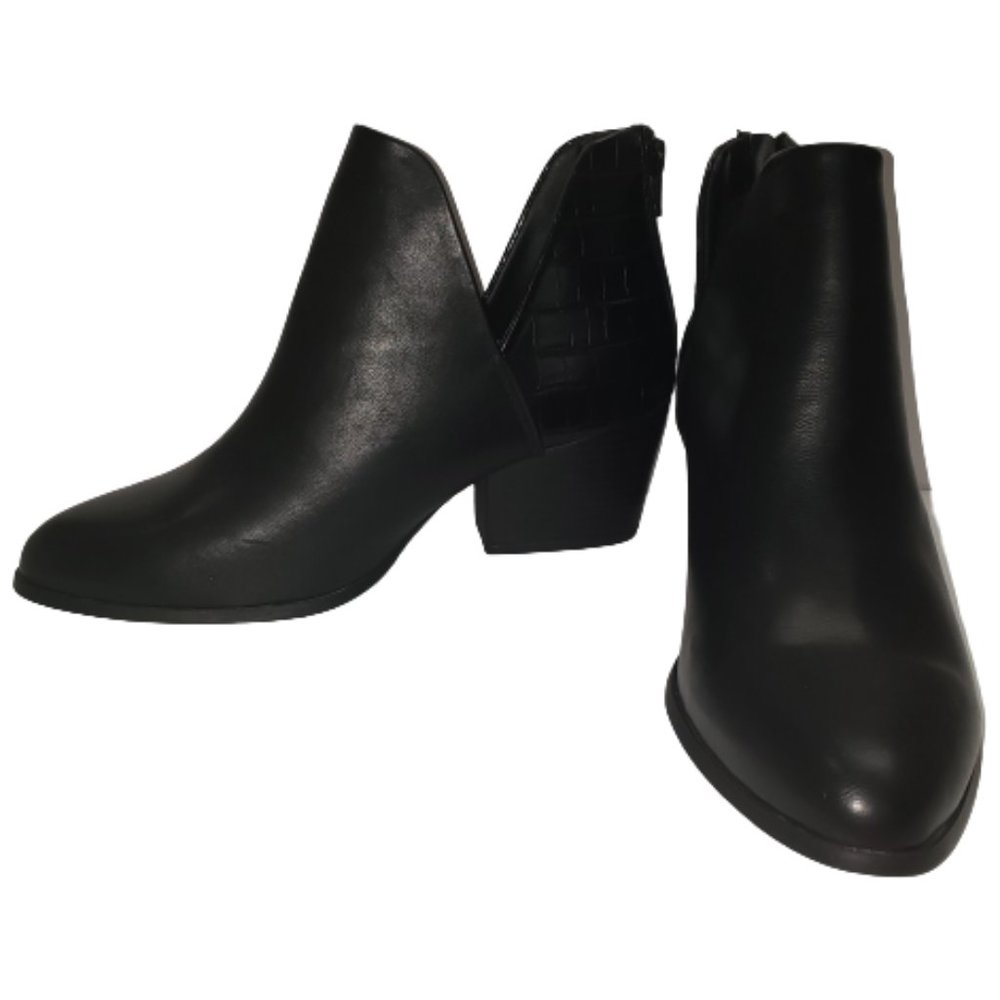 SO Faux Leather Black Ankle Boots/ booties